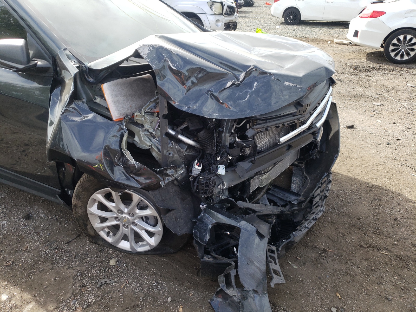 Photo 9 from auction – 2020 CHEVROLET EQUINOX LS with VIN 3GNAXHEV5LS516295