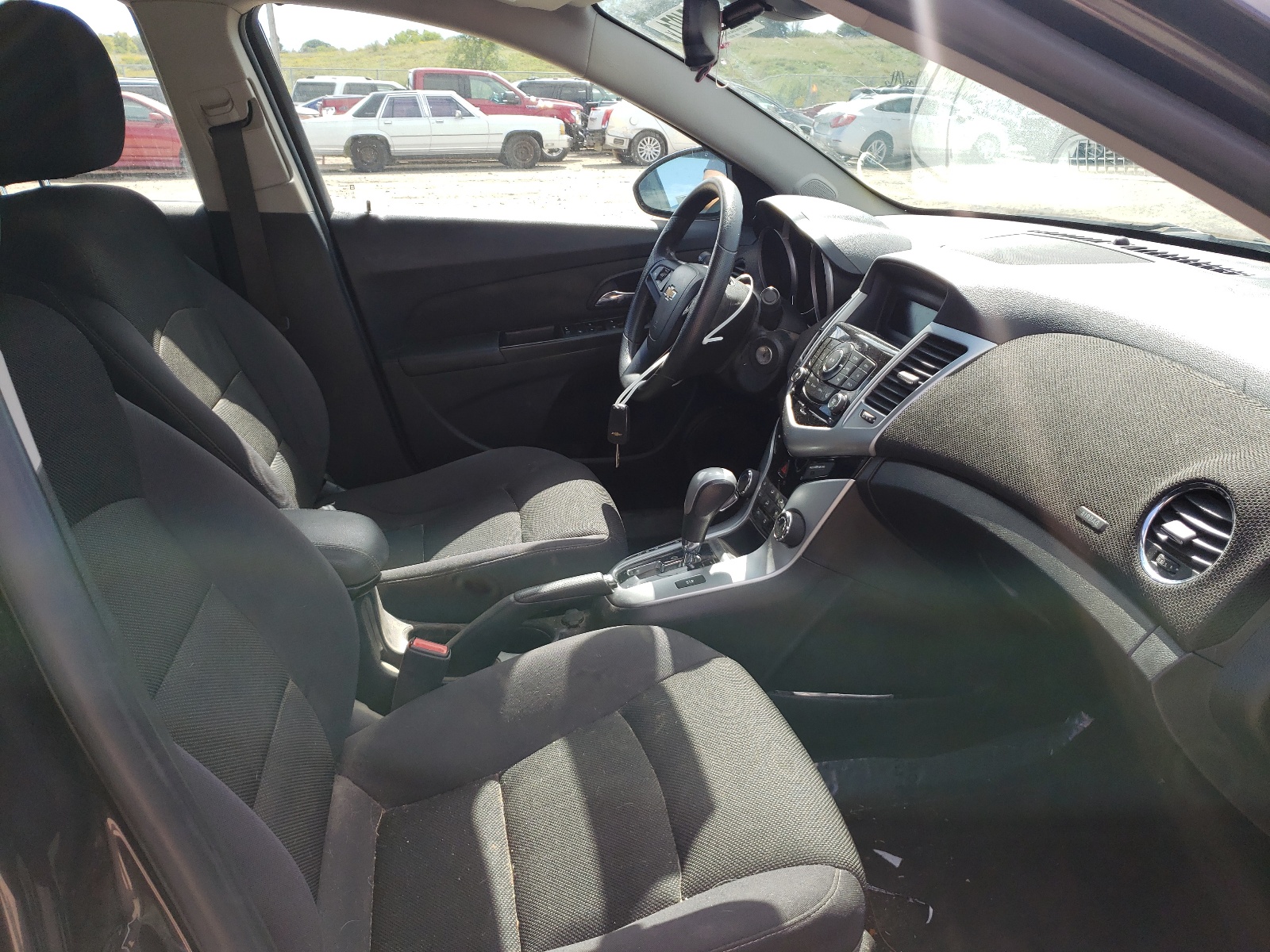 Photo 5 from auction – 2015 CHEVROLET CRUZE LT with VIN 1G1PC5SB7F7225655