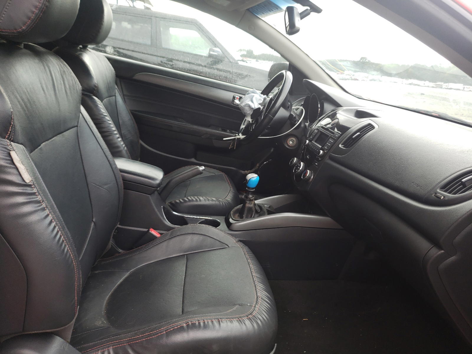 Photo 18 from auction – 2013 KIA FORTE SX with VIN KNAFW6A38D5714971