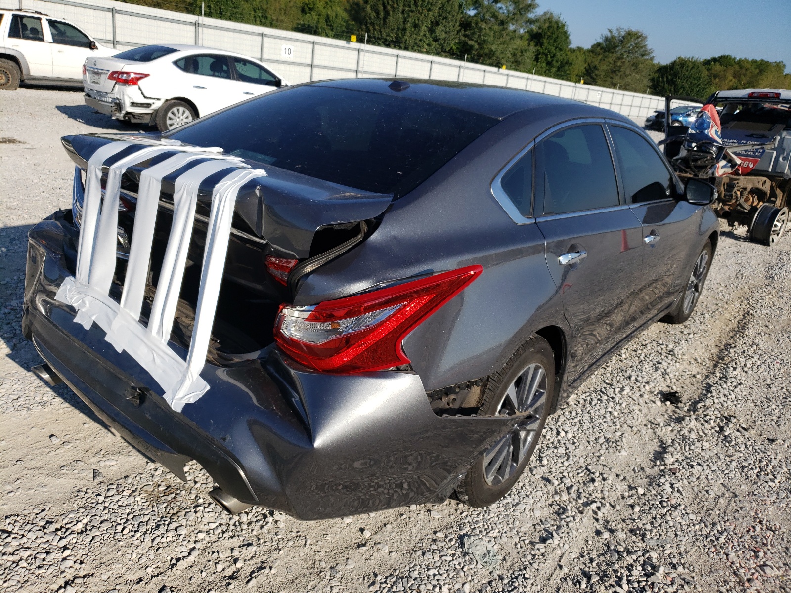 Photo 4 from auction – 2016 NISSAN ALTIMA 2.5 with VIN 1N4AL3AP5GC247618