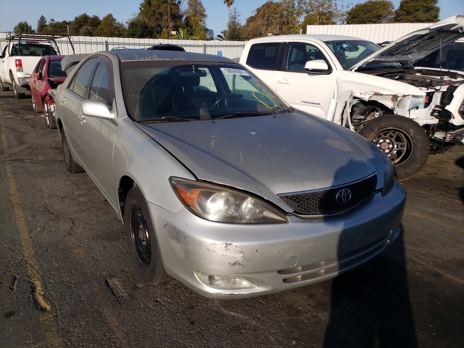 Photo 13 from auction – 2002 TOYOTA CAMRY LE with VIN JTDBE32K620066839