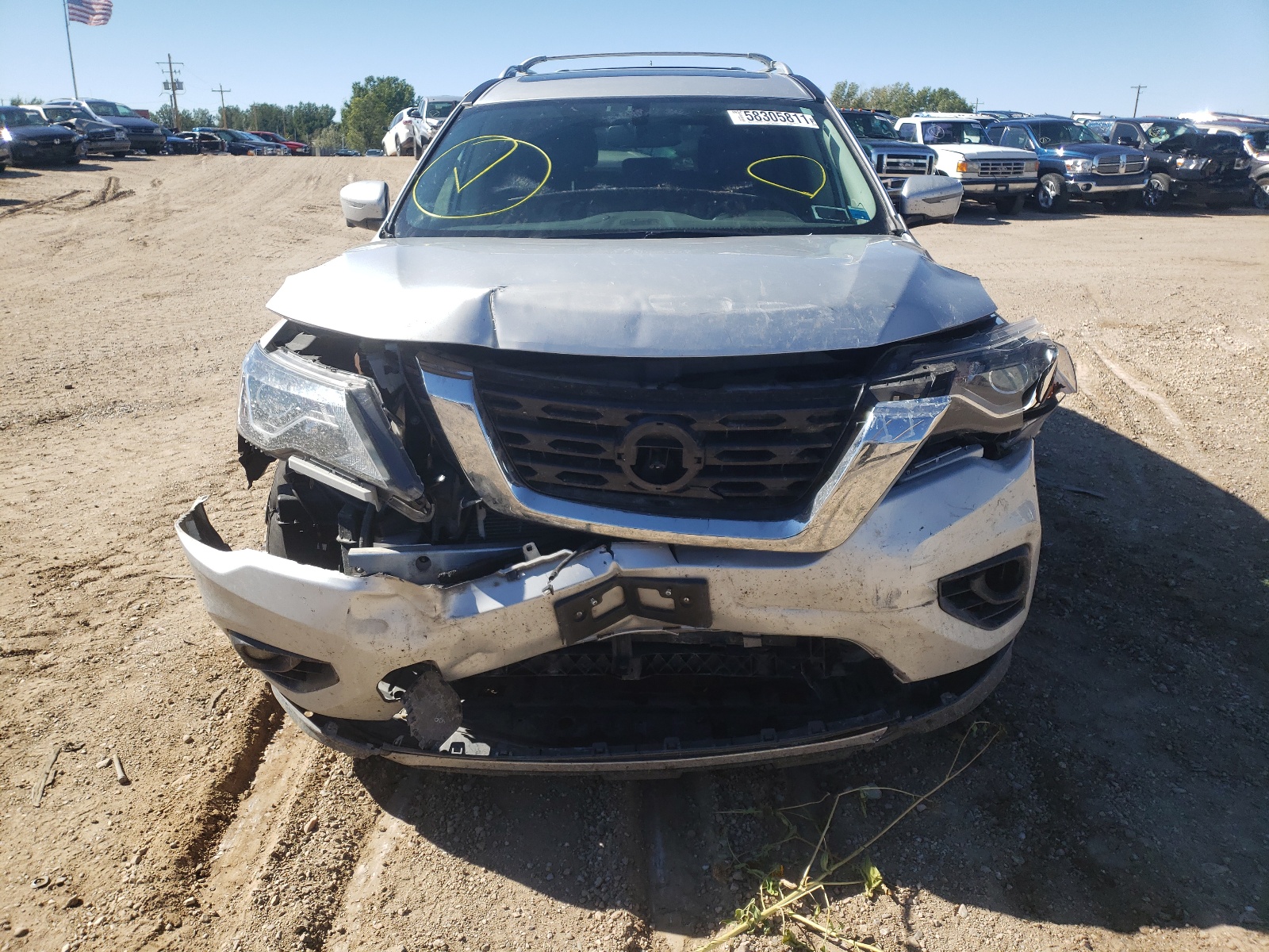 Photo 9 from auction – 2017 NISSAN PATHFINDER with VIN 5N1DR2MM8HC673981
