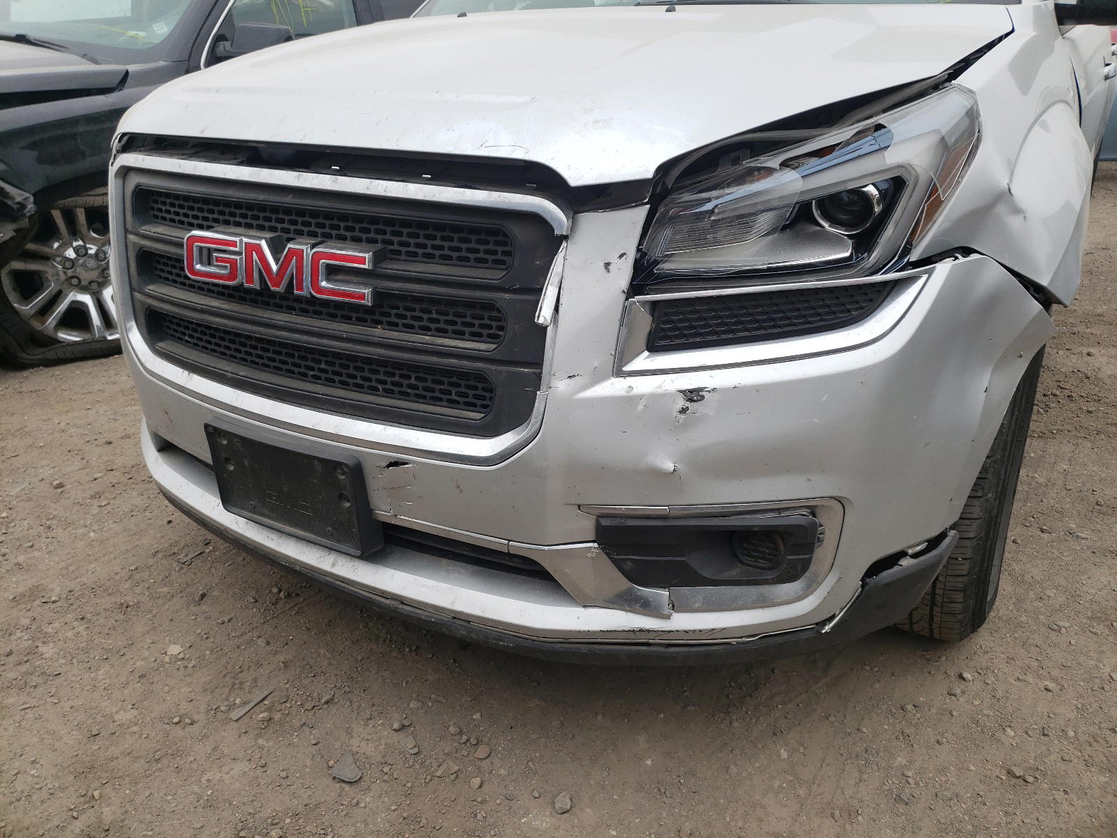 Photo 9 from auction – 2014 GMC ACADIA SLE with VIN 1GKKVNED0EJ366615