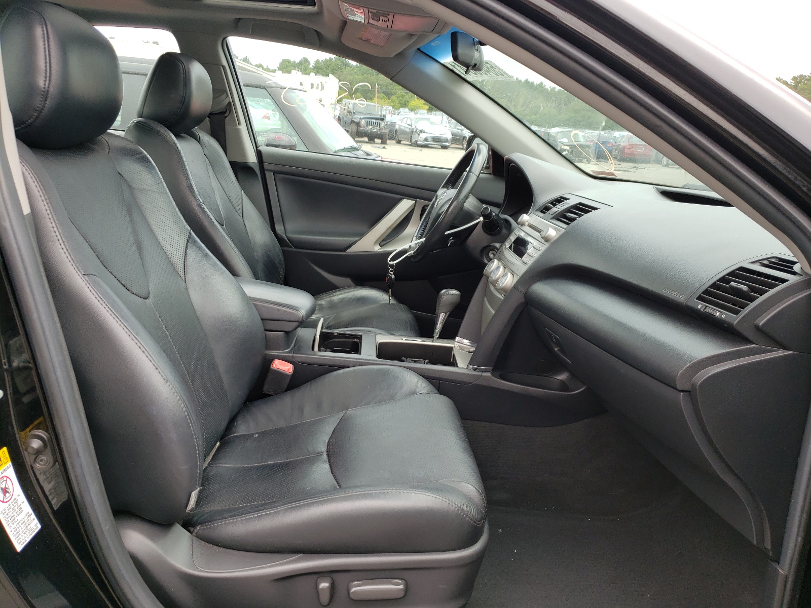 Photo 5 from auction – 2011 TOYOTA CAMRY SE with VIN 4T1BK3EK6BU629669