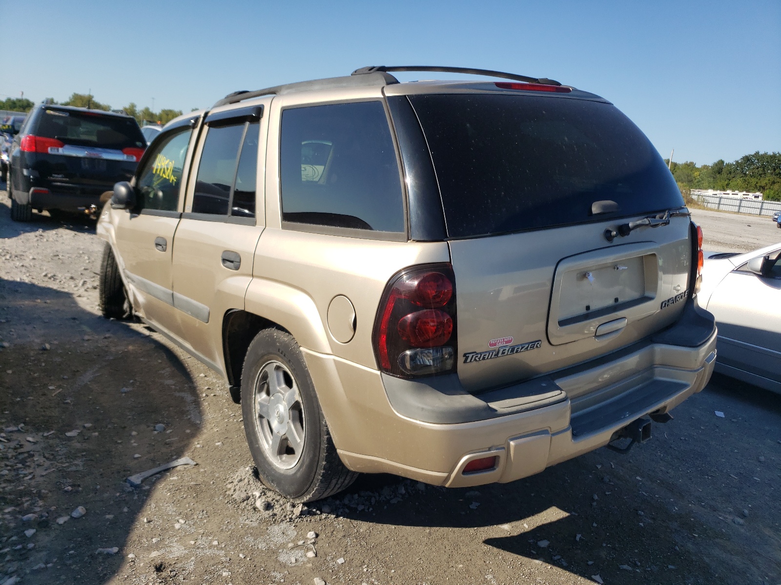 Photo 3 from auction – 2004 CHEVROLET TRAILBLAZE with VIN 1GNDS13S742245507