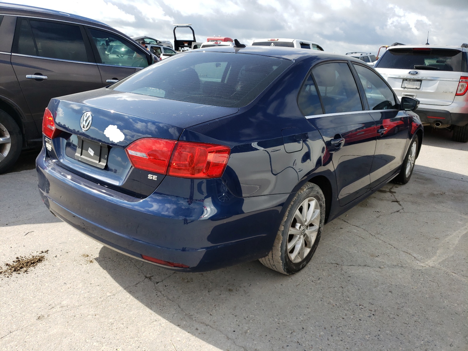 Photo 4 from auction – 2014 VOLKSWAGEN JETTA SE with VIN 3VWD07AJ2EM411287