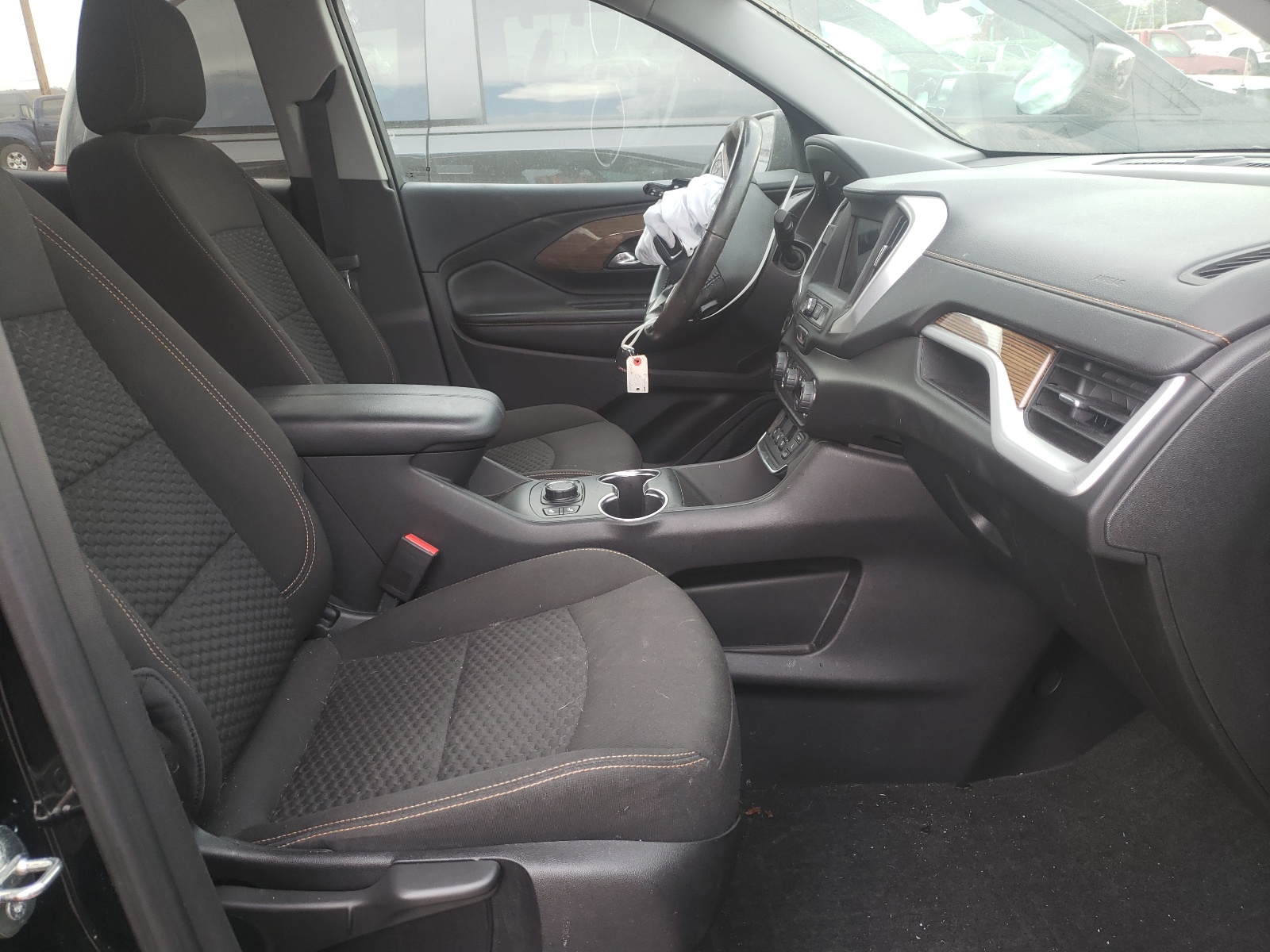 Photo 5 from auction – 2019 GMC TERRAIN SL with VIN 3GKALTEV9KL116695