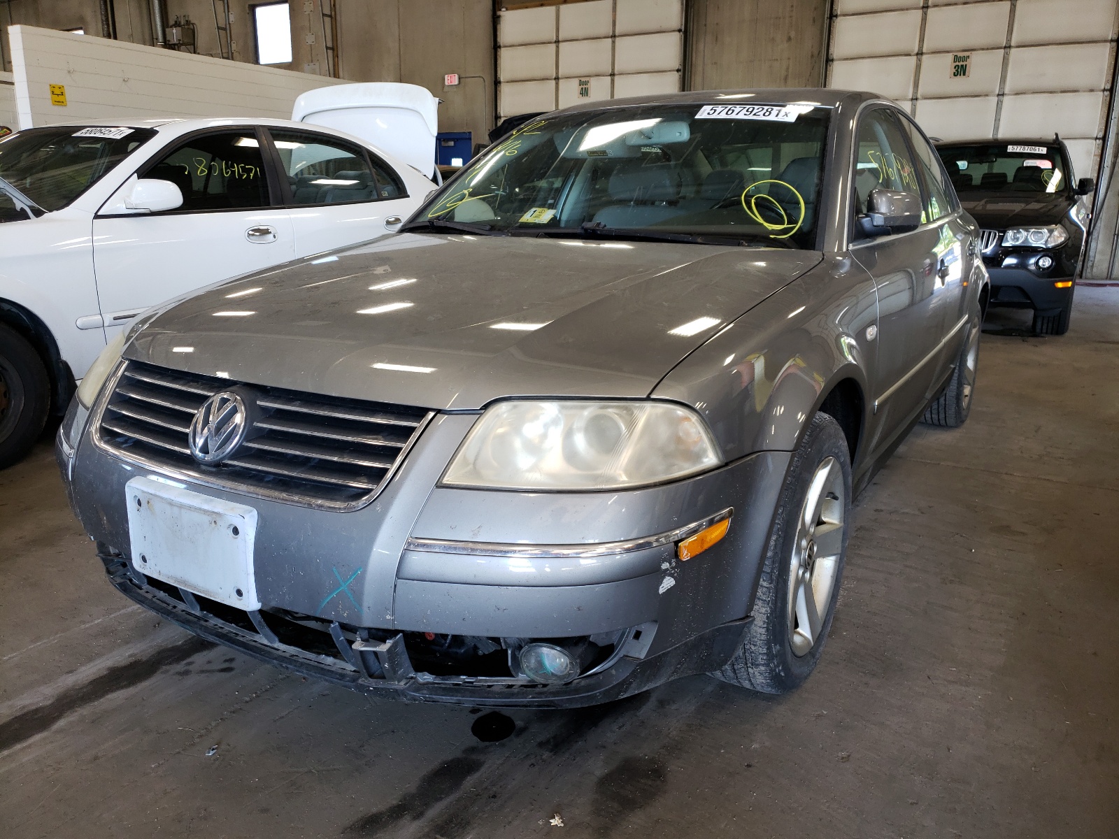 Photo 2 from auction – 2004 VOLKSWAGEN PASSAT GLX with VIN WVWTH63BX4P051203