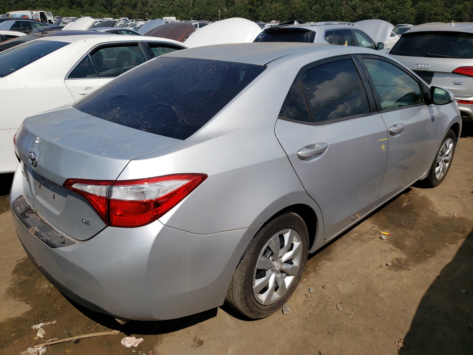Photo 4 from auction – 2015 TOYOTA COROLLA L with VIN 5YFBURHEXFP258624