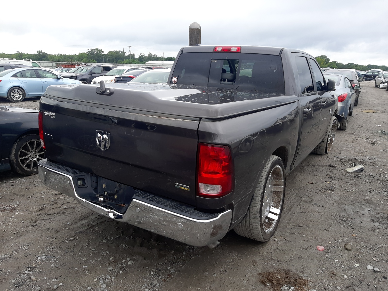 Photo 4 from auction – 2015 RAM 1500 SLT with VIN 1C6RR6LG1FS534704