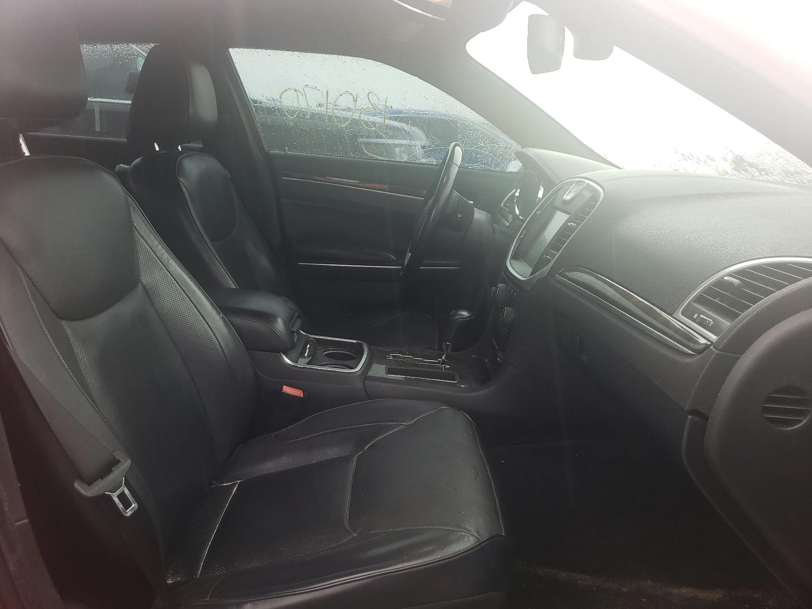Photo 5 from auction – 2012 CHRYSLER 300C with VIN 2C3CCAET9CH268062
