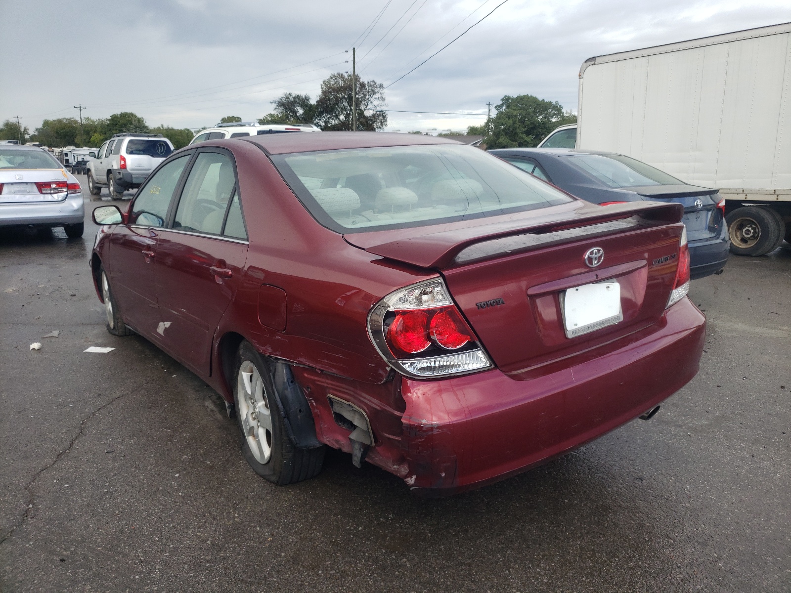 Photo 3 from auction – 2005 TOYOTA CAMRY with VIN 4T1BE32KX5U091901