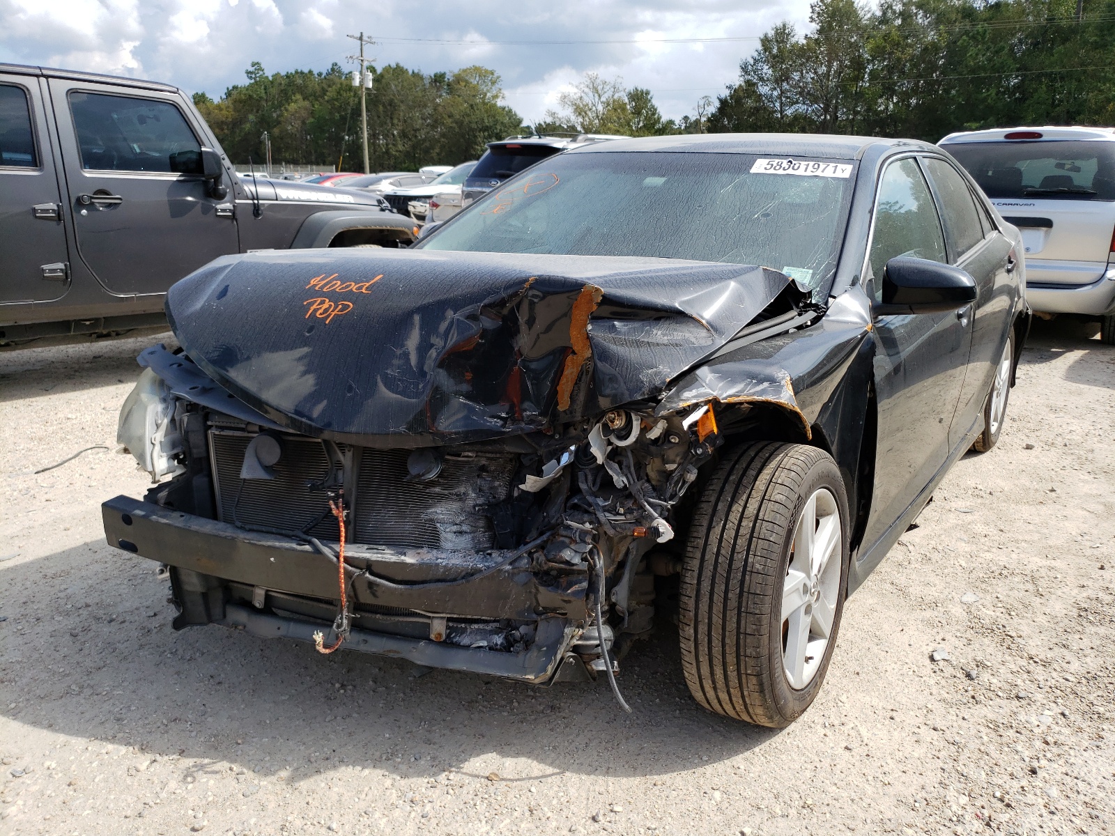 Photo 9 from auction – 2014 TOYOTA CAMRY L with VIN 4T1BF1FK4EU743925