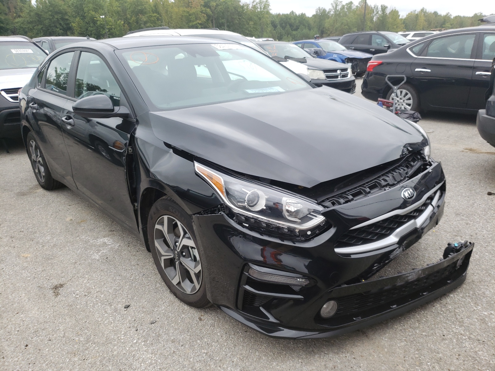 Photo 1 from auction – 2021 KIA FORTE FE with VIN 3KPF24AD7ME401328