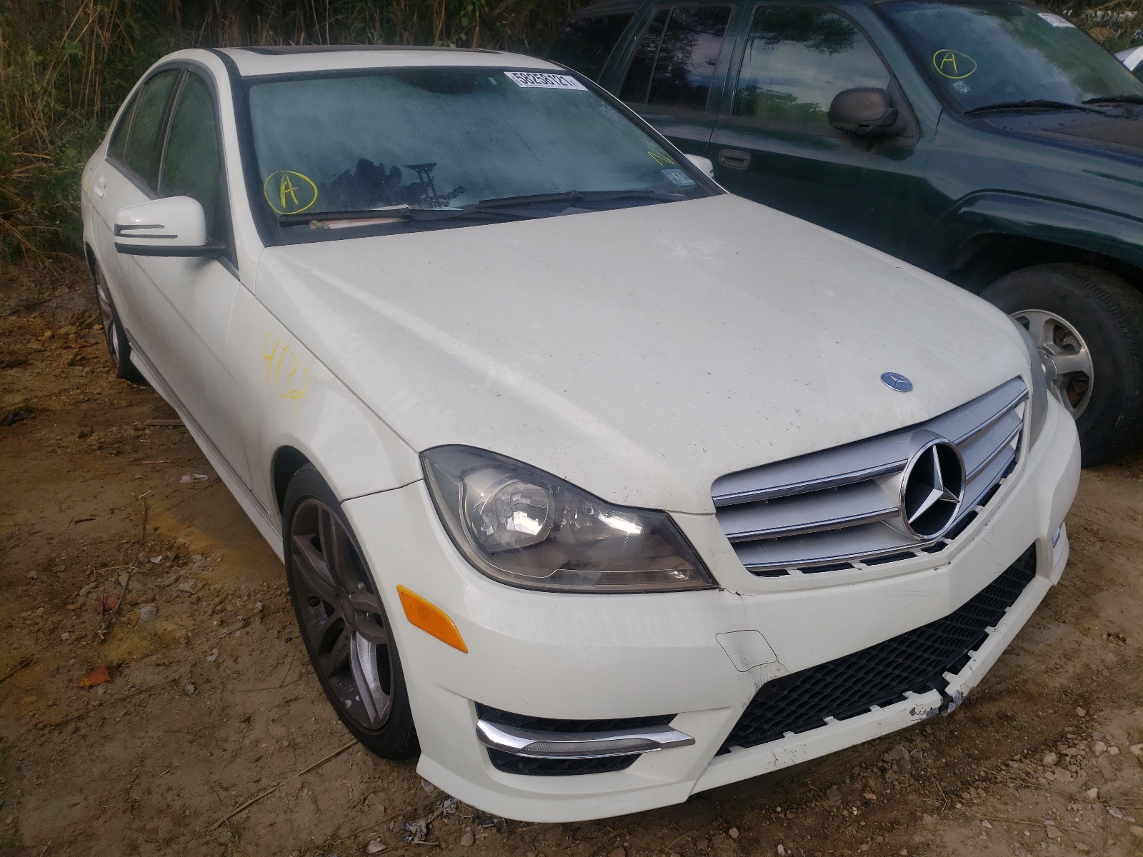 Photo 1 from auction – 2012 MERCEDES-BENZ C 300 4MAT with VIN WDDGF8BB5CA623709