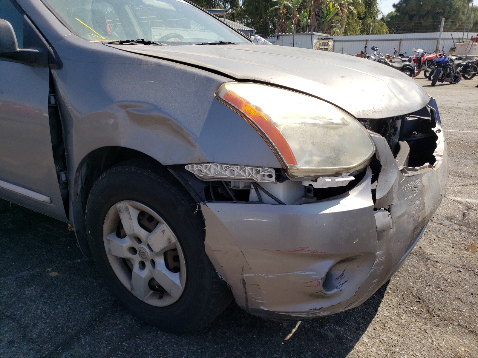 Photo 9 from auction – 2013 NISSAN ROGUE S with VIN JN8AS5MT1DW551366