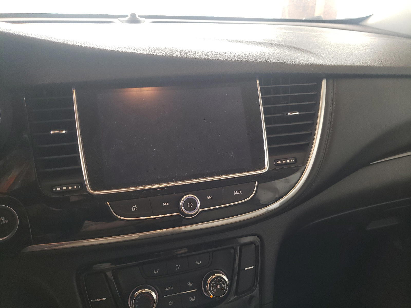 Photo 9 from auction – 2018 BUICK ENCORE PRE with VIN KL4CJASB5JB692657