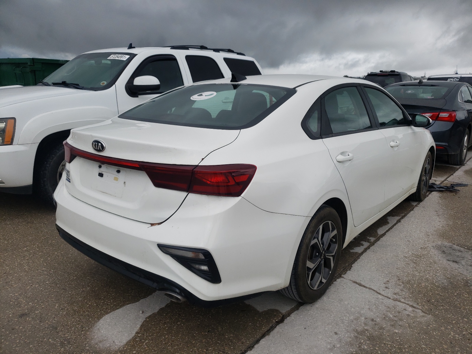 Photo 4 from auction – 2019 KIA FORTE FE with VIN 3KPF24ADXKE091043