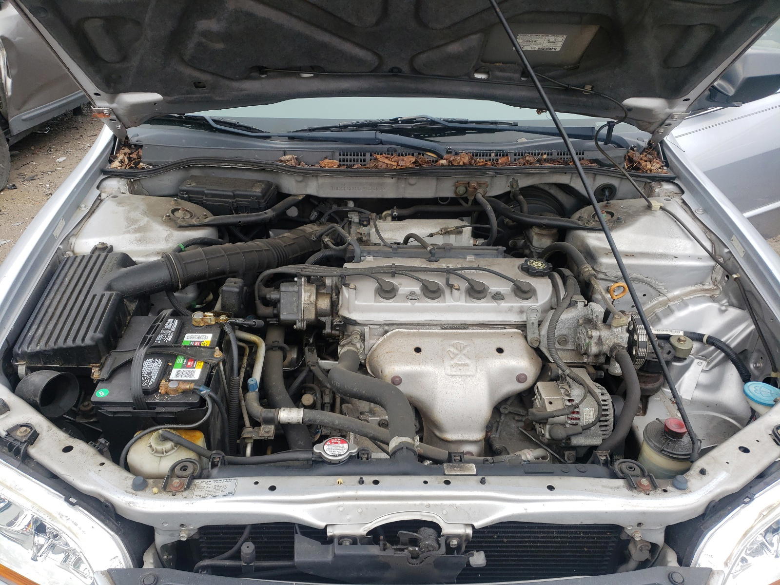 Photo 7 from auction – 2002 HONDA ACCORD with VIN 1HGCF86682A036832