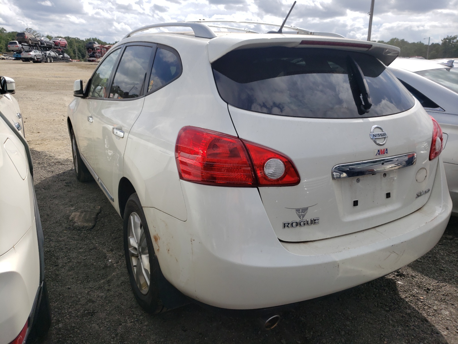 Photo 3 from auction – 2013 NISSAN ROGUE S with VIN JN8AS5MV8DW144582