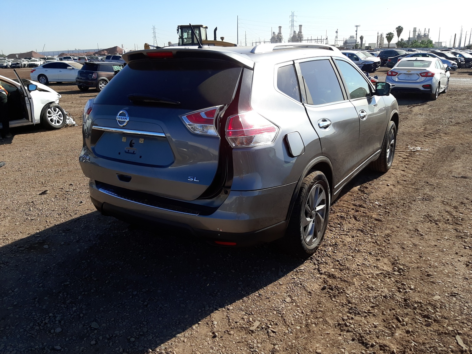 Photo 4 from auction – 2016 NISSAN ROGUE S with VIN 5N1AT2MT1GC831958