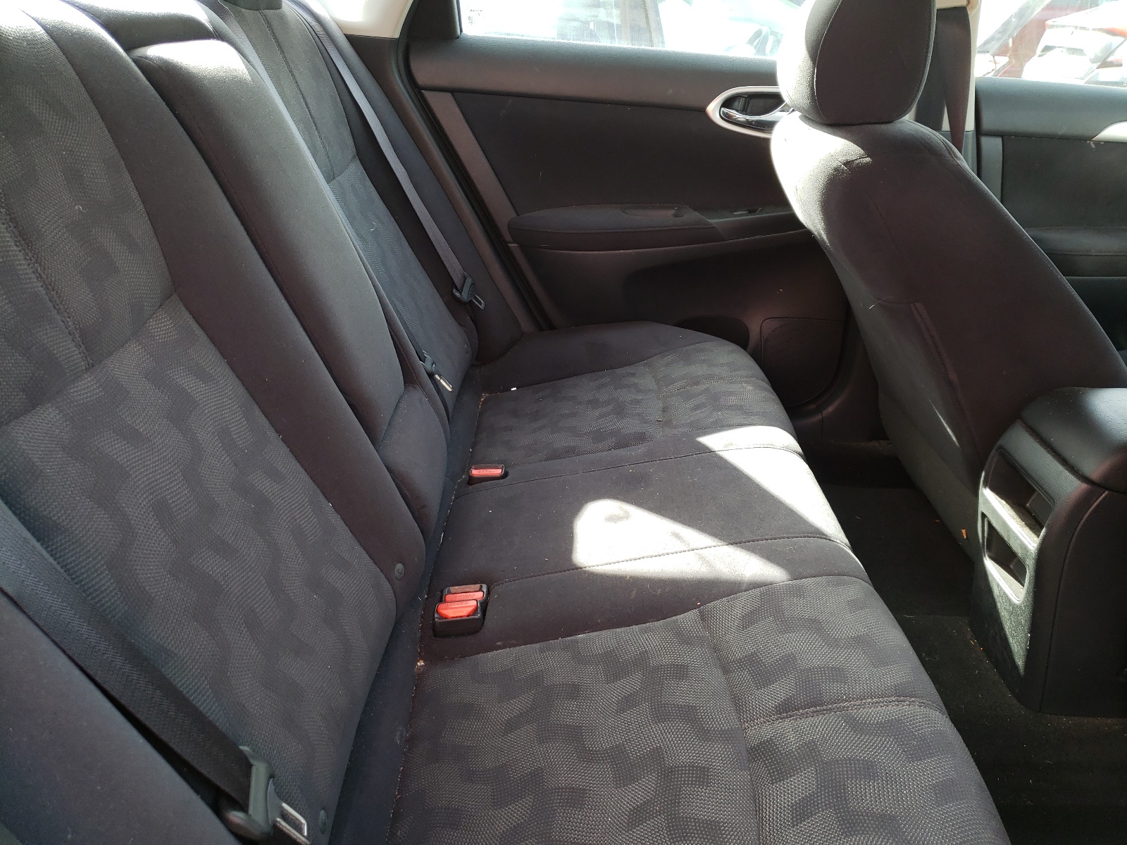 Photo 6 from auction – 2013 NISSAN SENTRA S with VIN 3N1AB7AP3DL693158