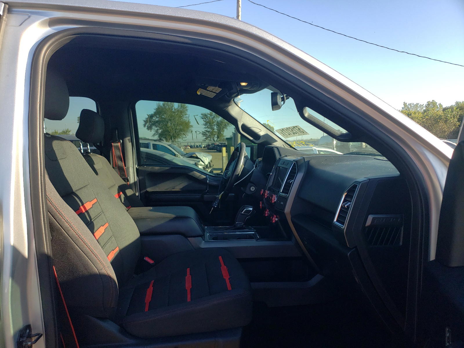Photo 5 from auction – 2016 FORD F150 SUPER with VIN 1FTEW1EF1GFC97746