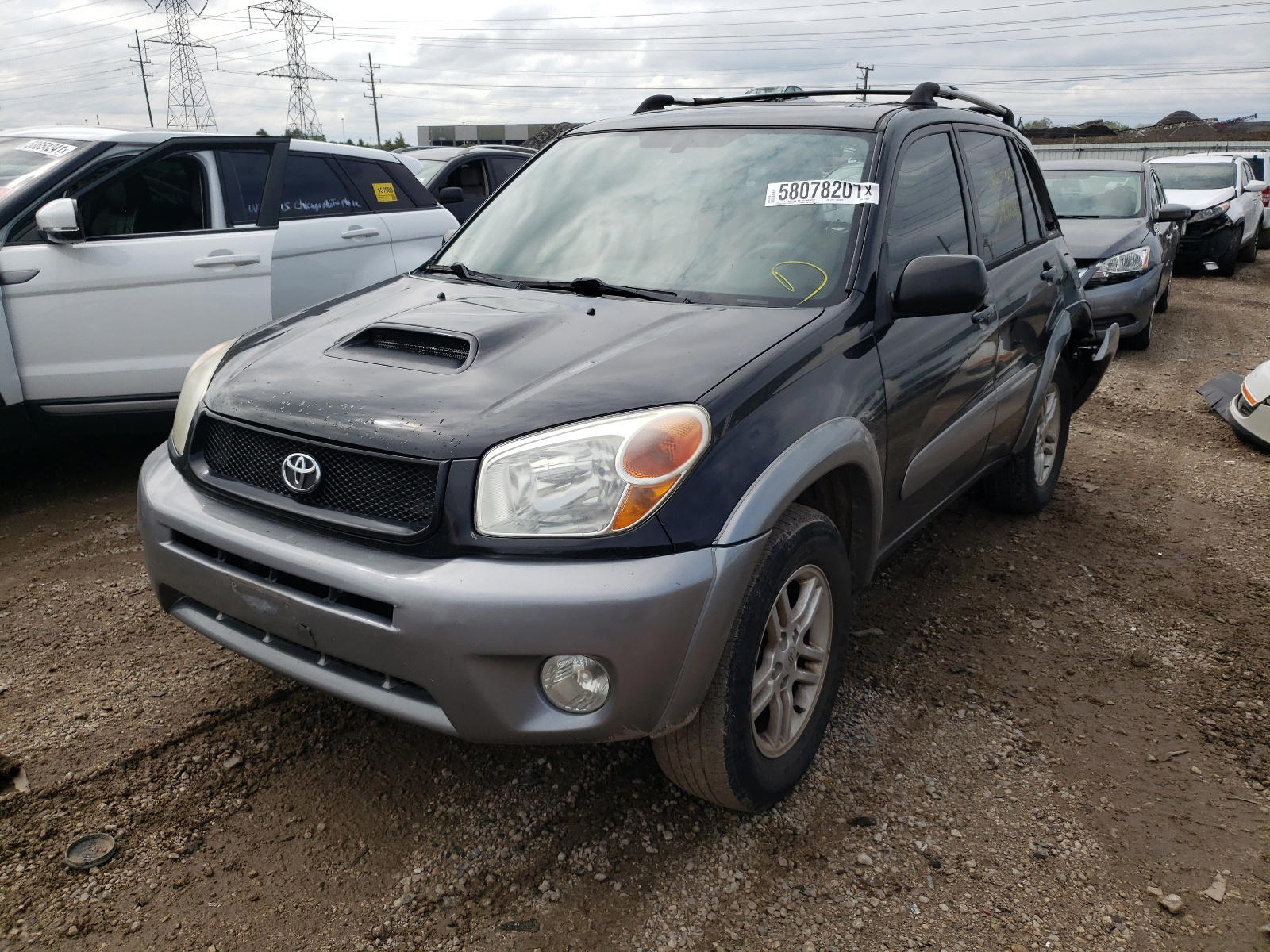 Photo 2 from auction – 2005 TOYOTA RAV4 with VIN JTEHD20VX50040006