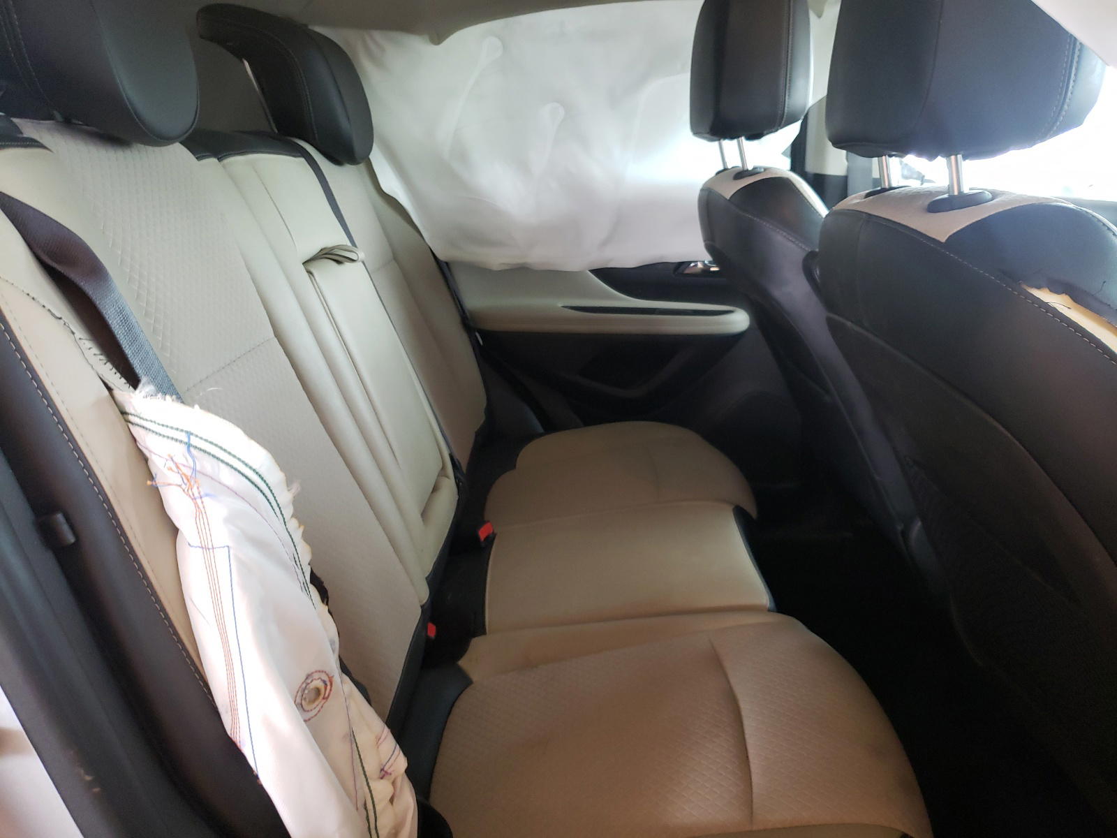 Photo 6 from auction – 2018 BUICK ENCORE PRE with VIN KL4CJASB5JB692657