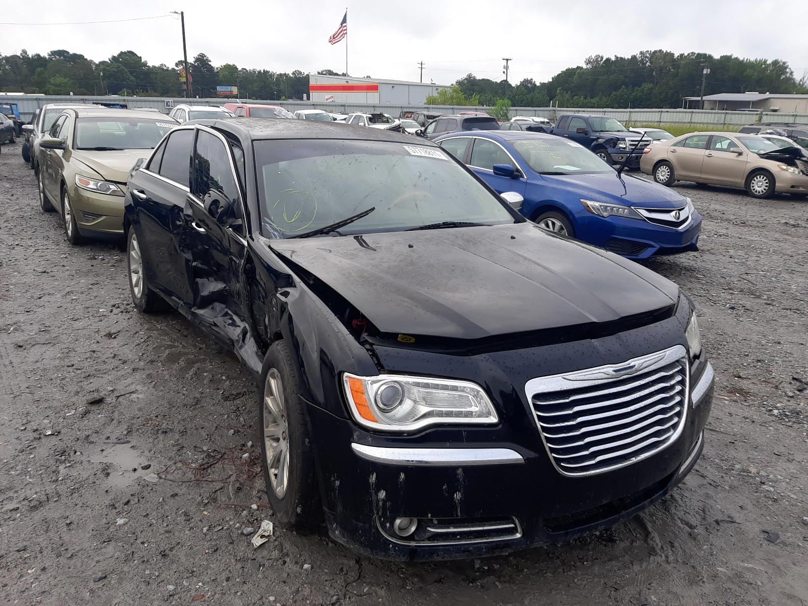 CHRYSLER 300C 2013 with VIN 2C3CCAET1DH674094 - Photo from auction