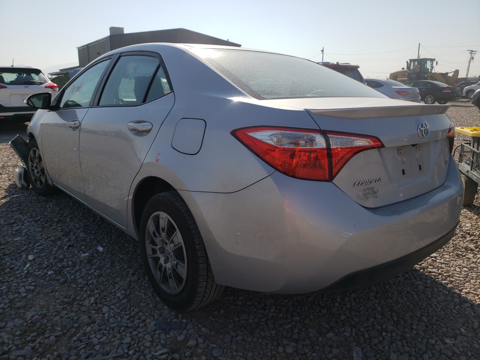 Photo 3 from auction – 2014 TOYOTA COROLLA L with VIN 5YFBURHE9EP111290