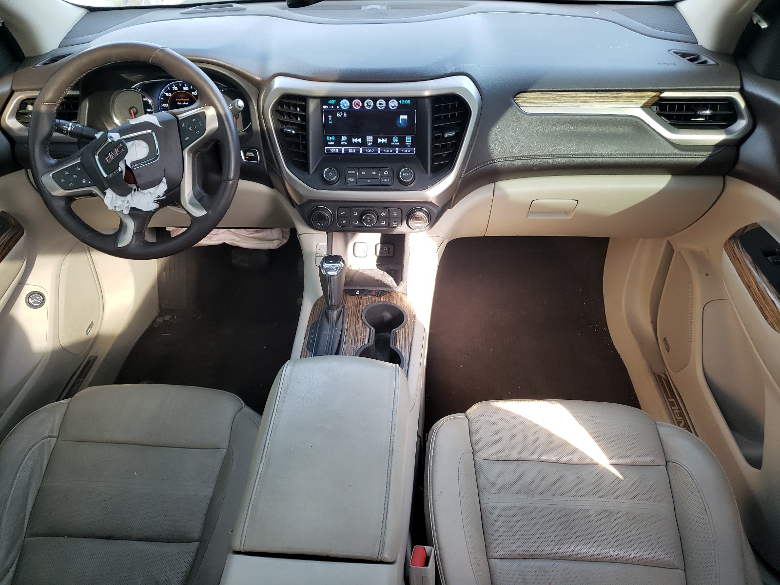 Photo 9 from auction – 2017 GMC ACADIA DEN with VIN 1GKKNXLS2HZ148081