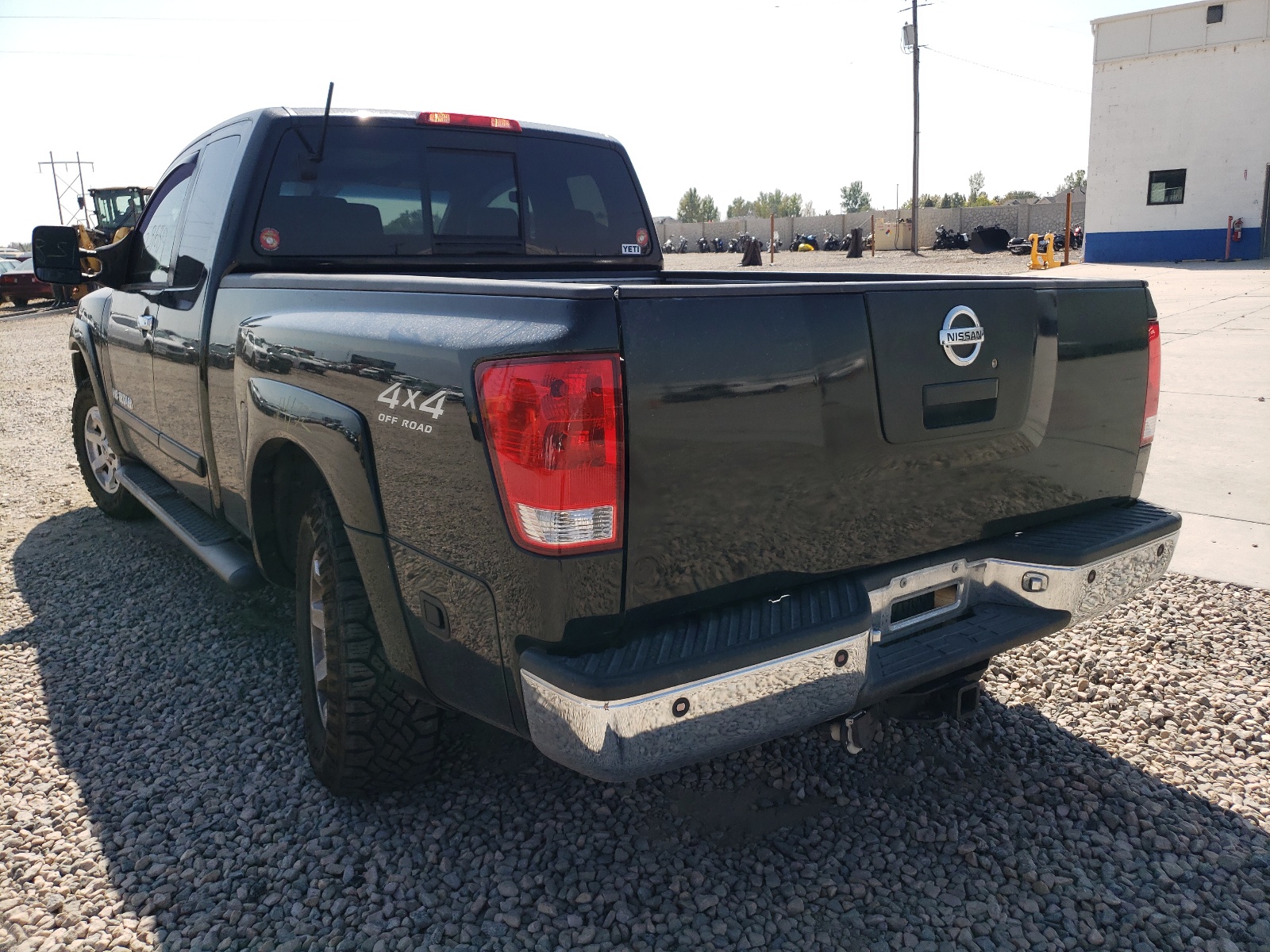 Photo 3 from auction – 2005 NISSAN TITAN with VIN 1N6AA06B15N549904