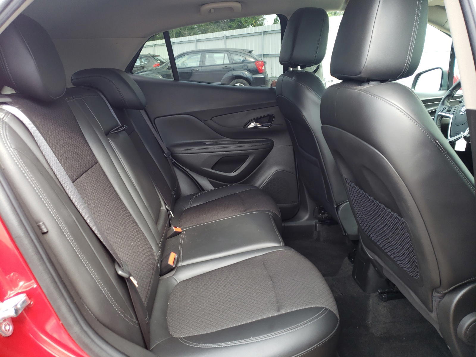 Photo 6 from auction – 2018 BUICK ENCORE PRE with VIN KL4CJASB6JB674166