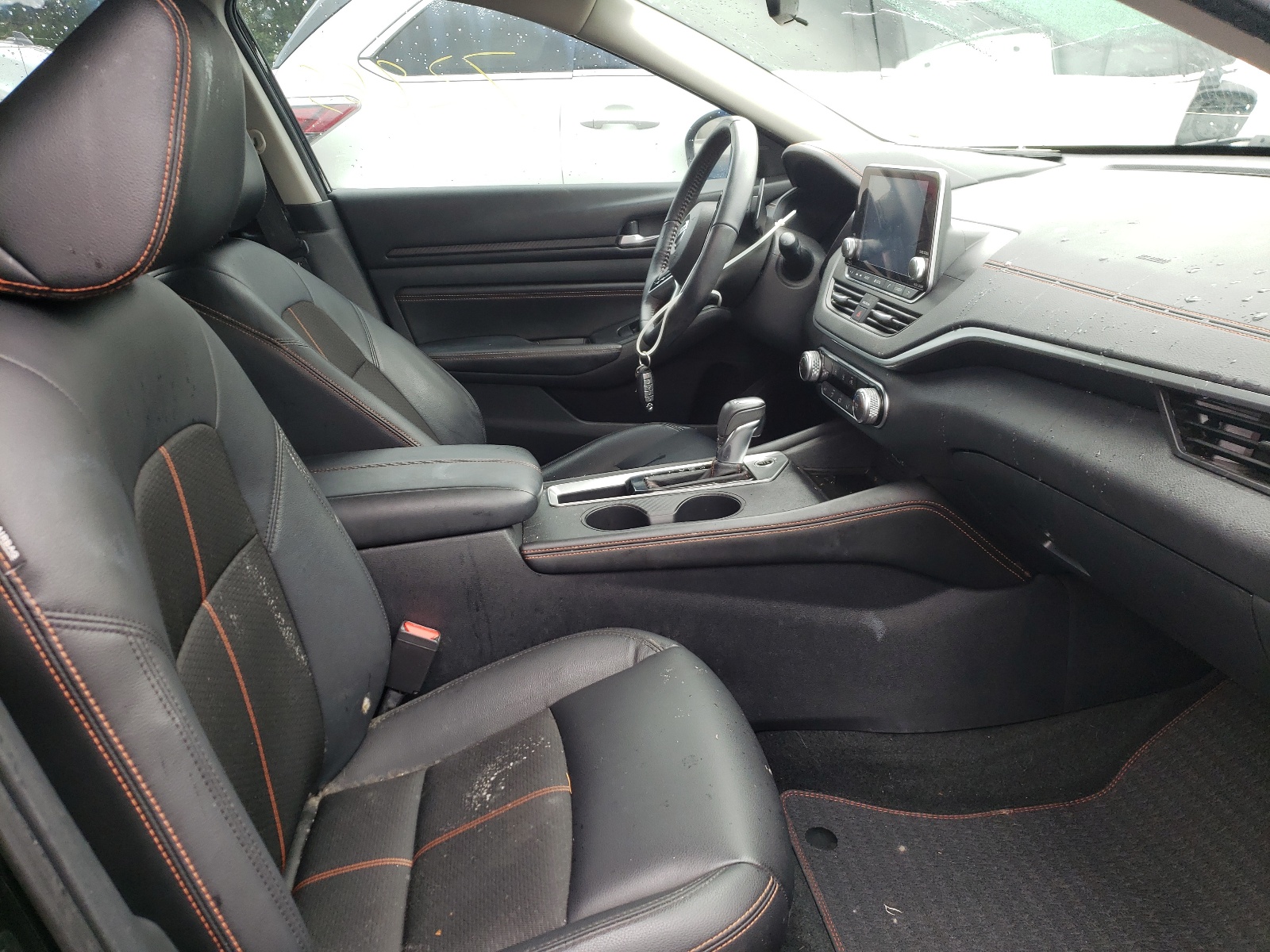 Photo 5 from auction – 2020 NISSAN ALTIMA SR with VIN 1N4BL4CV8LN307251