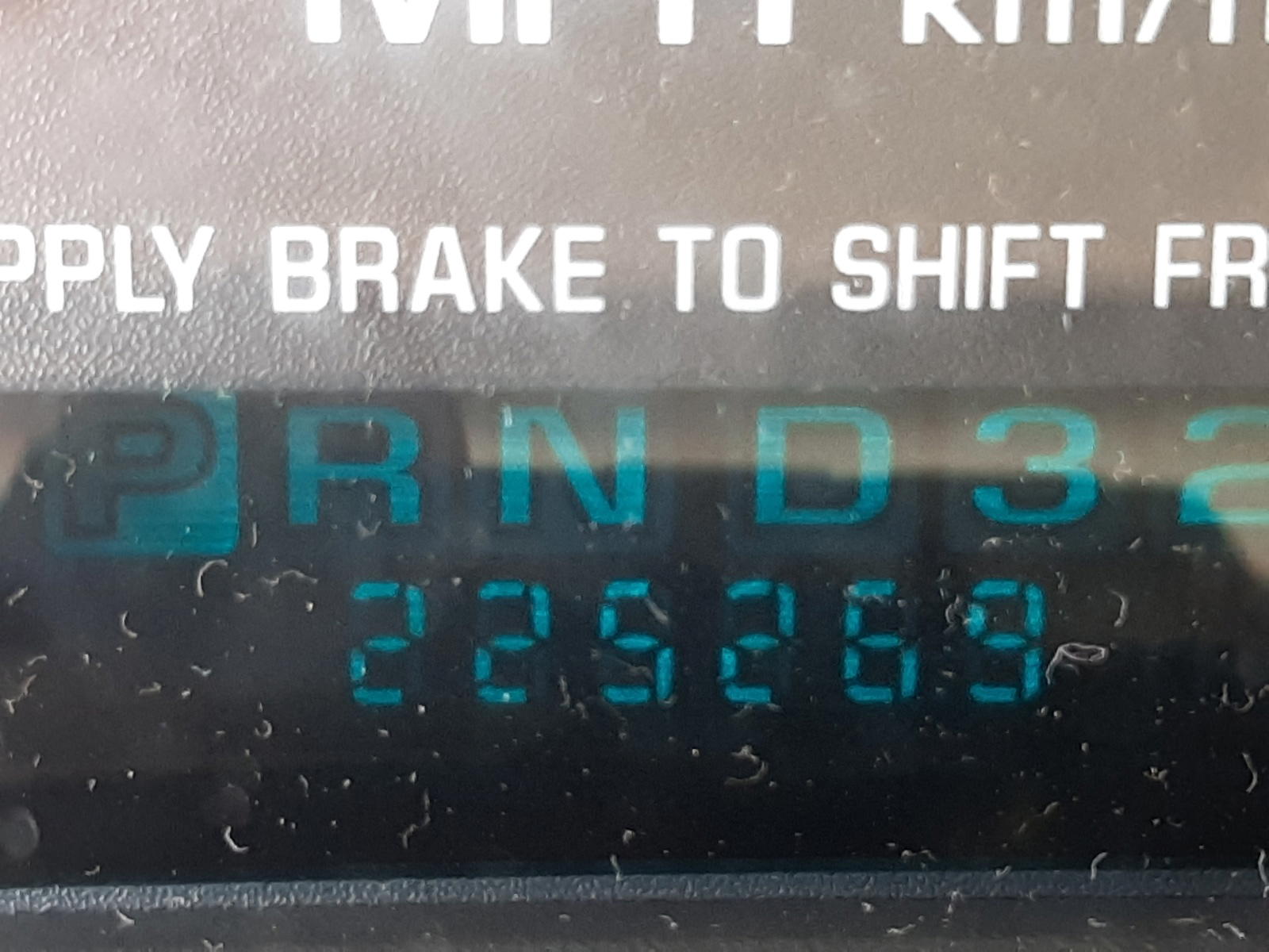 Photo 13 from auction – 2001 CHEVROLET IMPALA with VIN 2G1WF55K619289627