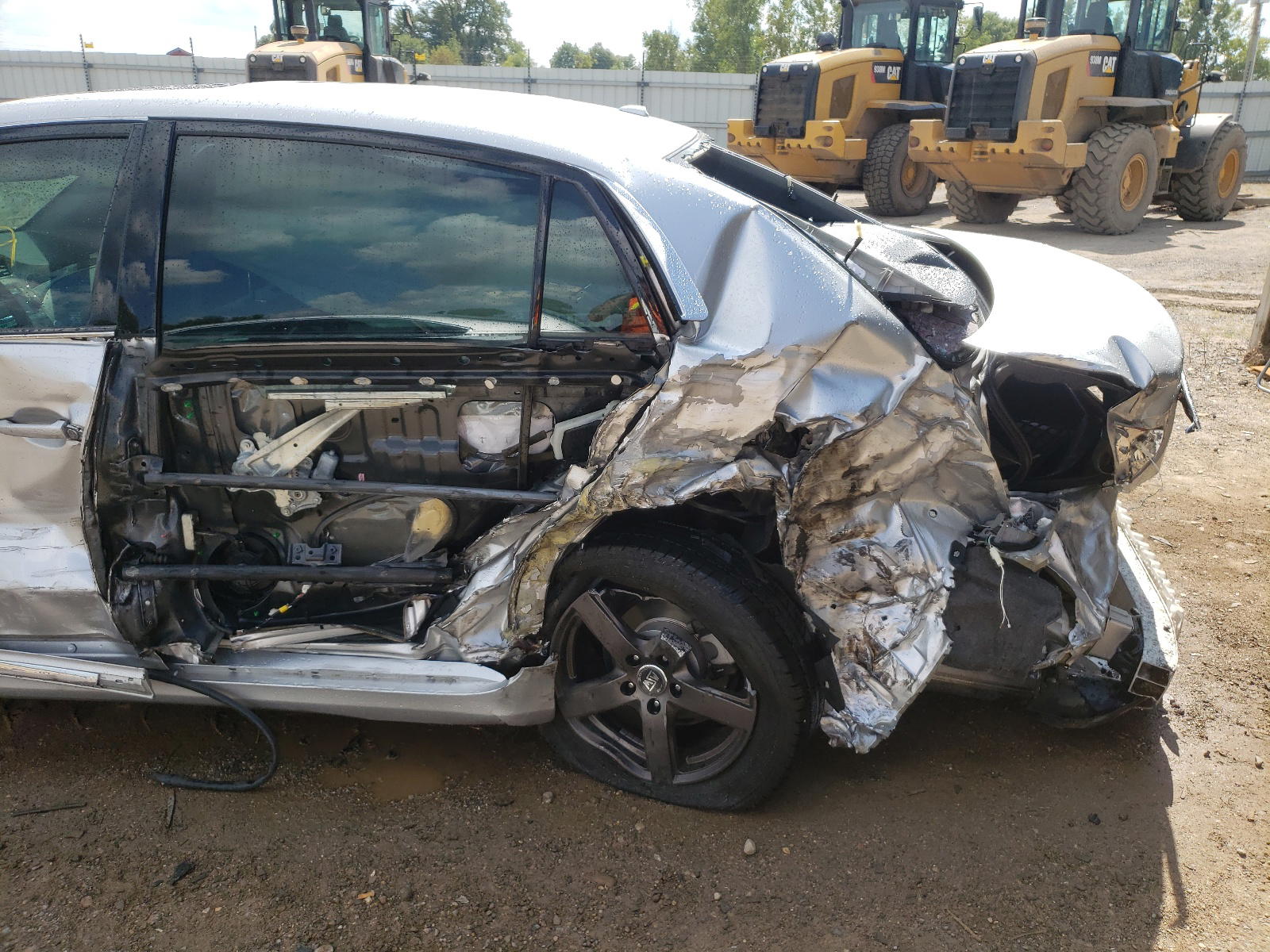 Photo 10 from auction – 2011 TOYOTA AVALON BAS with VIN 4T1BK3DB2BU385875