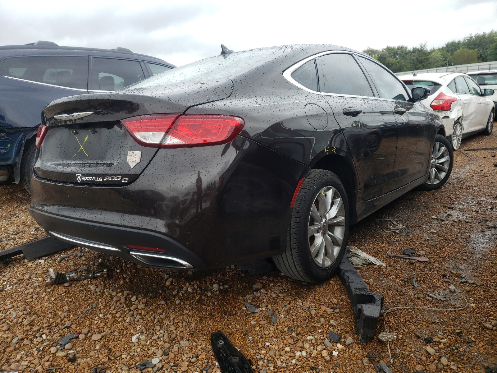 Фото 4 с аукциона – 2015 CHRYSLER 200 C с VIN 1C3CCCCG3FN524242