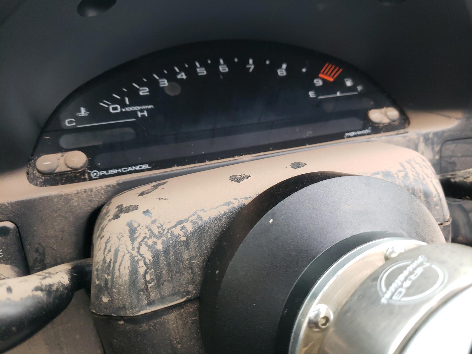 Photo 8 from auction – 2000 HONDA S2000 with VIN JHMAP1147YT002943