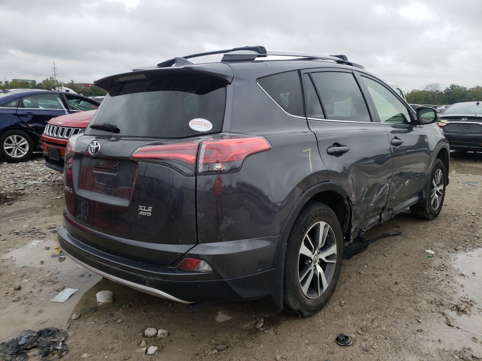 Photo 4 from auction – 2018 TOYOTA RAV4 ADVEN with VIN JTMRFREV9JJ728068