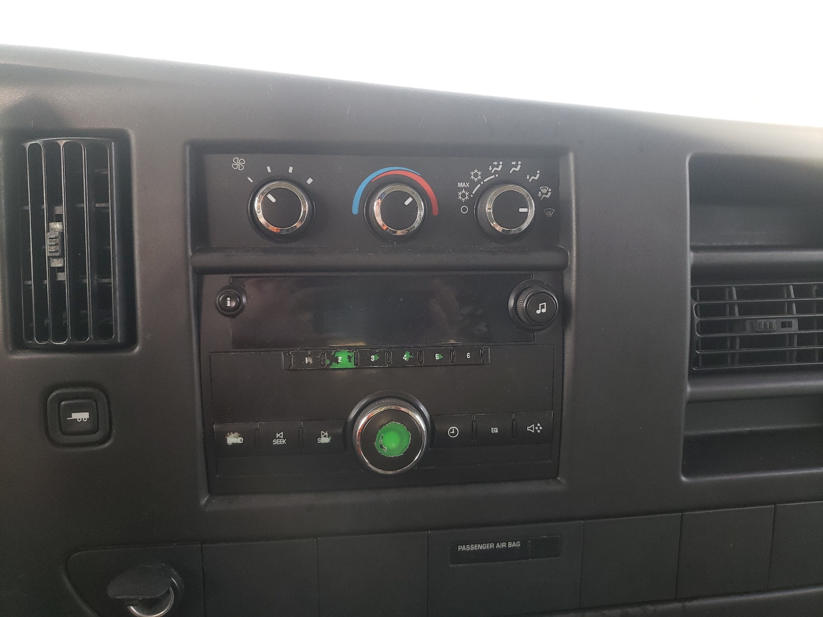 Photo 9 from auction – 2009 CHEVROLET EXPRESS G1 with VIN 1GCFG15X491145809