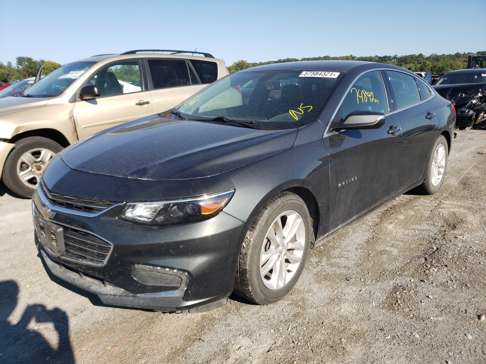 Photo 2 from auction – 2017 CHEVROLET MALIBU LT with VIN 1G1ZE5ST8HF250021