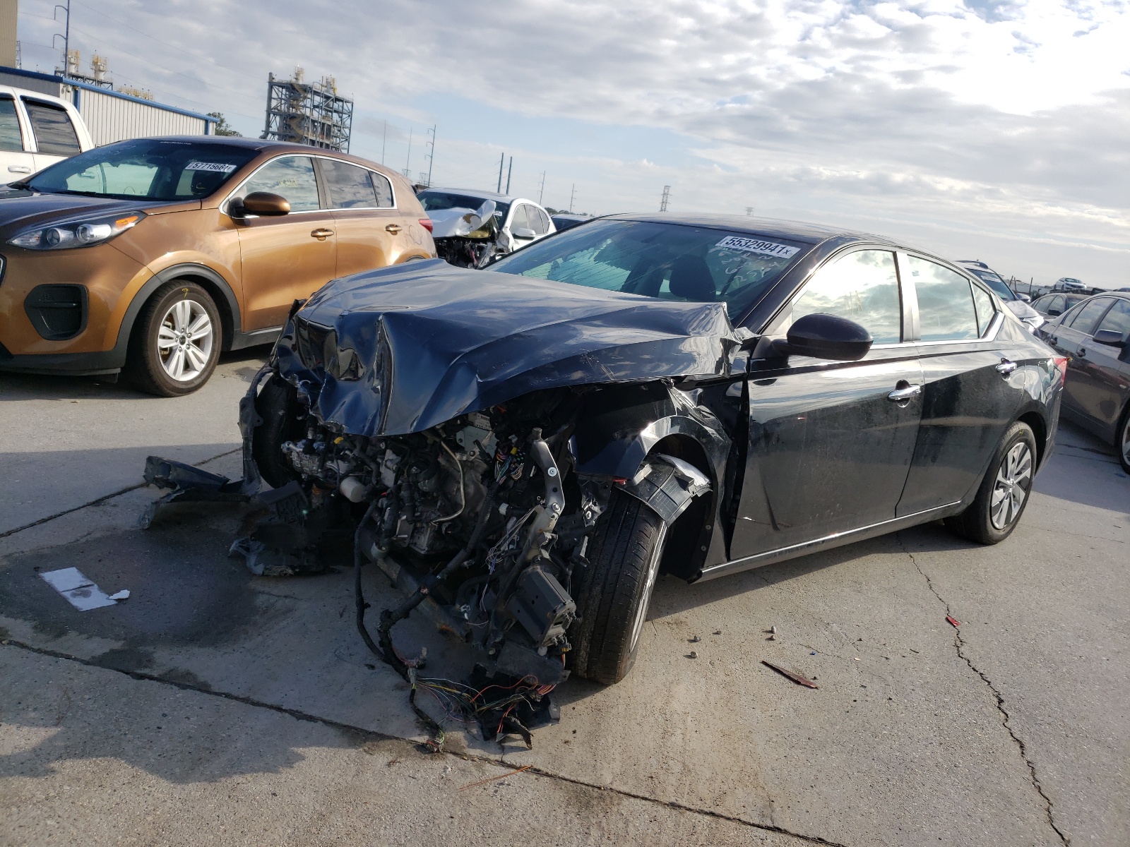 Photo 2 from auction – 2019 NISSAN ALTIMA S with VIN 1N4BL4BVXKC232564
