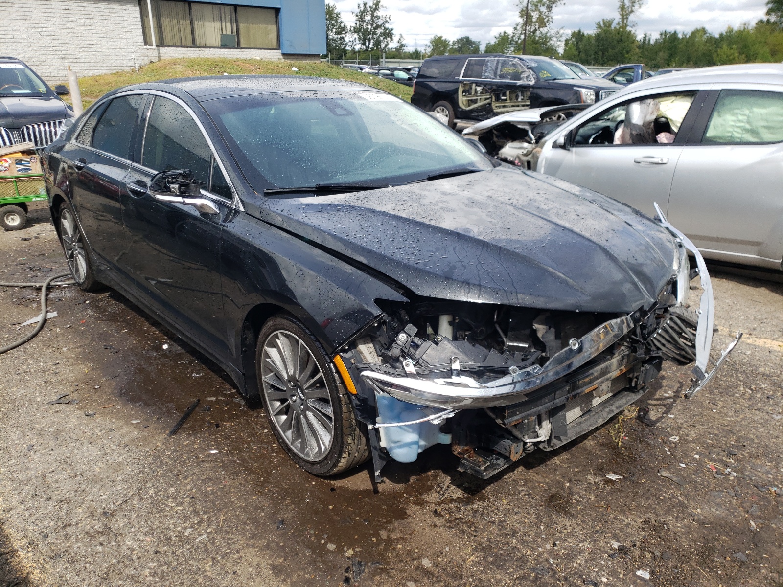 Photo 1 from auction – 2013 LINCOLN MKZ with VIN 3LN6L2JK1DR827956
