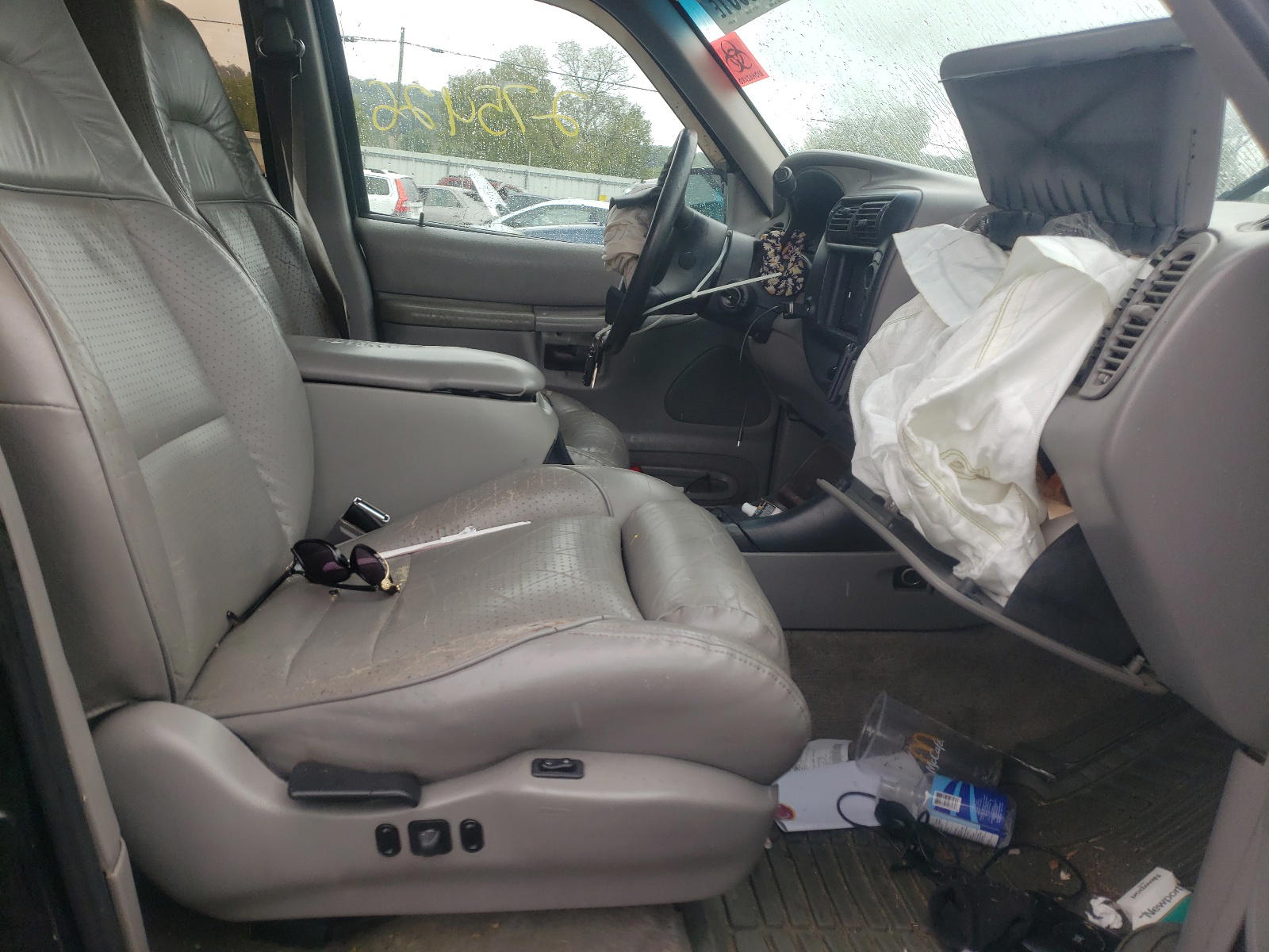 Photo 5 from auction – 1996 FORD EXPLORER with VIN 1FMDU32P1TZA37314