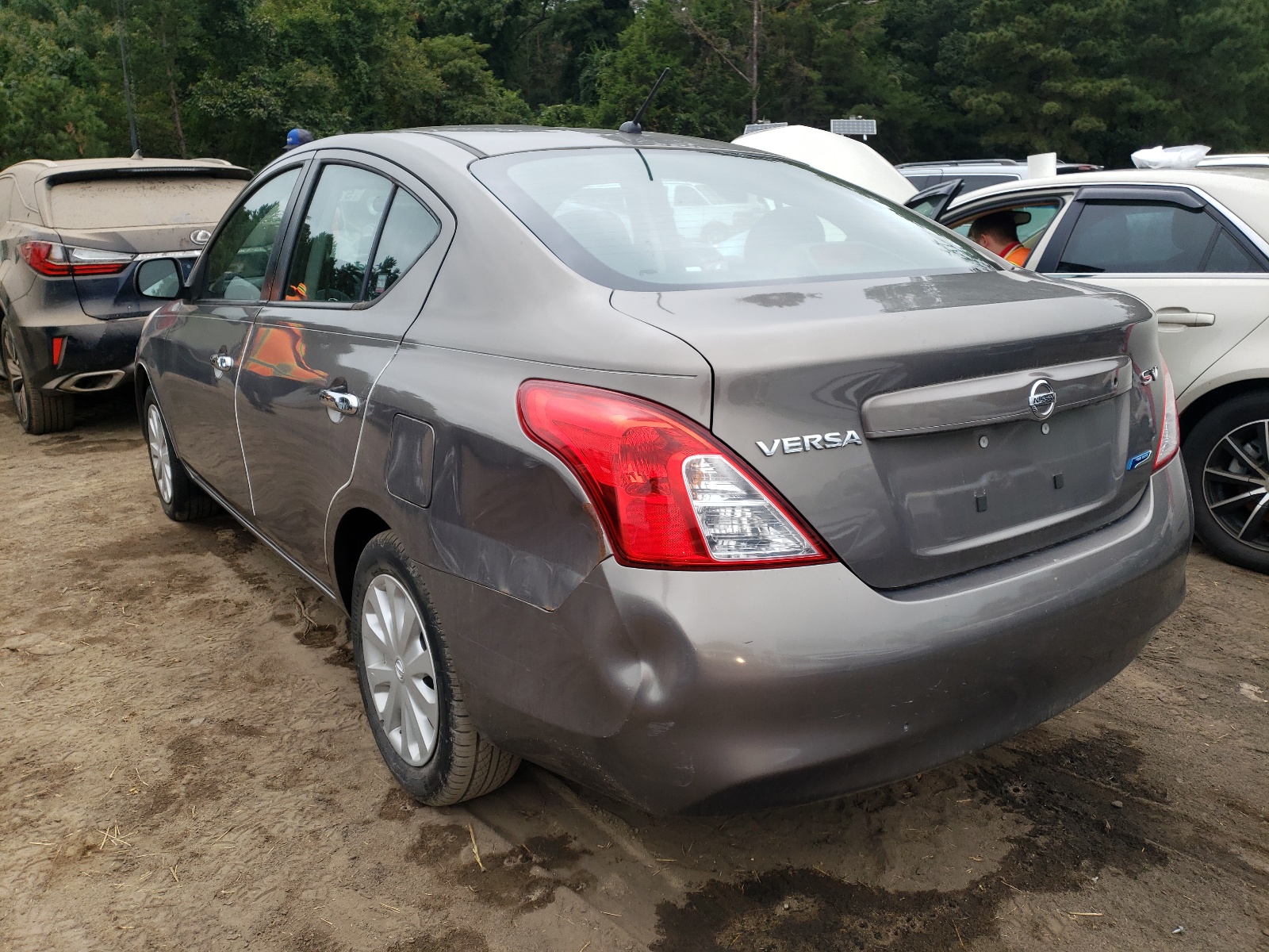 Photo 3 from auction – 2012 NISSAN VERSA S with VIN 3N1CN7AP9CL918830
