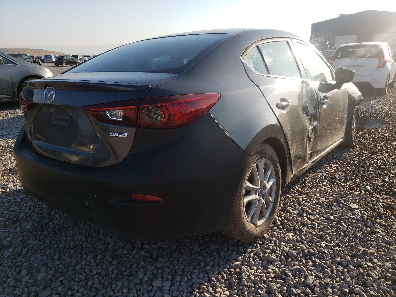 Photo 4 from auction – 2014 MAZDA 3 TOURING with VIN JM1BM1V73E1144023