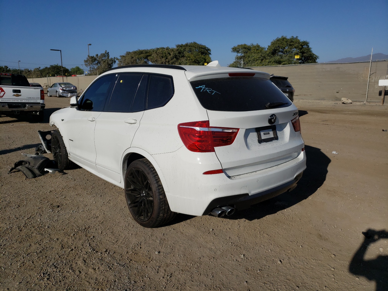 Photo 3 from auction – 2017 BMW X3 XDRIVE2 with VIN 5UXWX9C51H0D95594