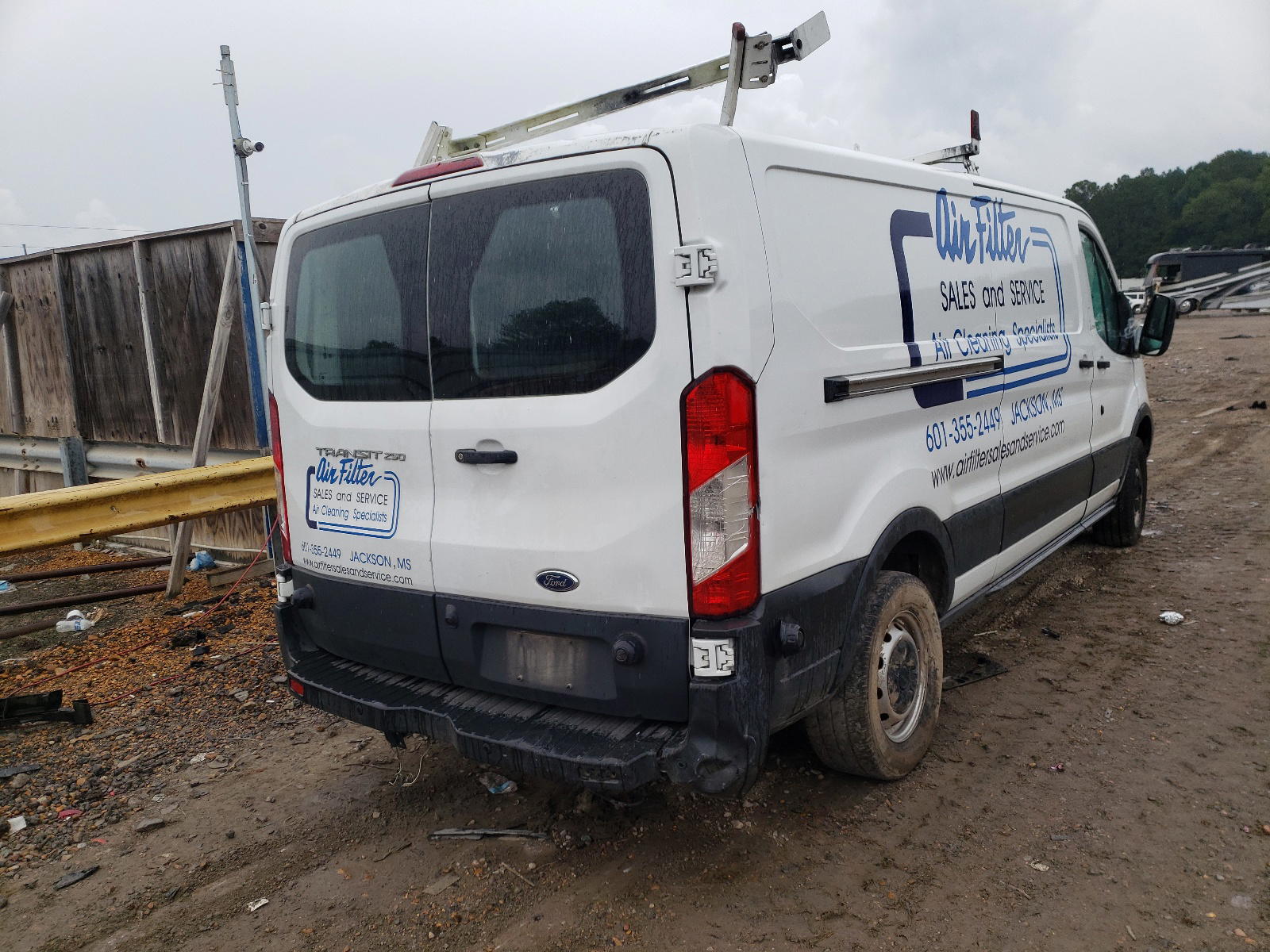 Photo 4 from auction – 2018 FORD TRANSIT T- with VIN 1FTYR2YM9JKA94557