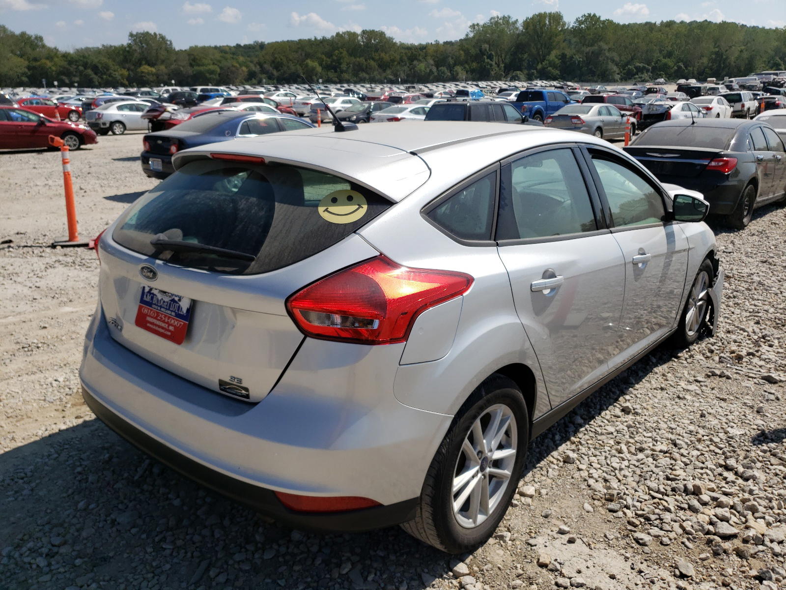 Photo 4 from auction – 2018 FORD FOCUS SE with VIN 1FADP3K2XJL326388